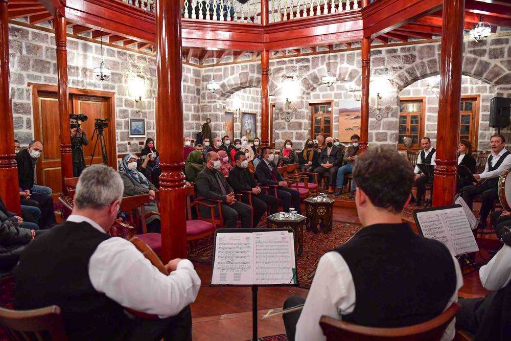 Altındağ'da müzik ve şiir dolu bir gece